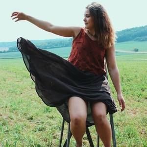 Meet your Posher, Hannah